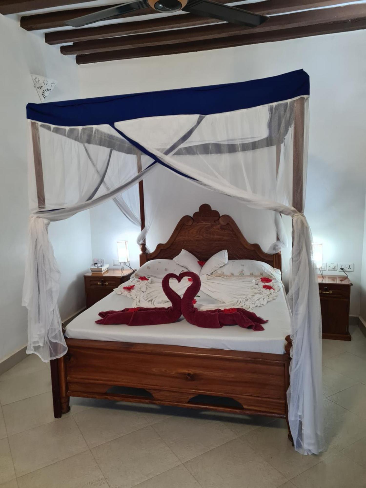 Blue Moon Villa Pwani Mchangani Luaran gambar